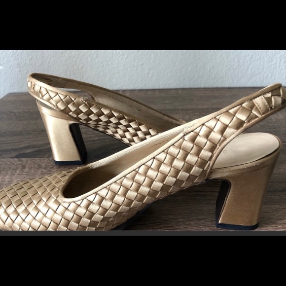 Bottega Veneta Shoes - Bottega Veneta silk woven women’s heel sz 8 shoes